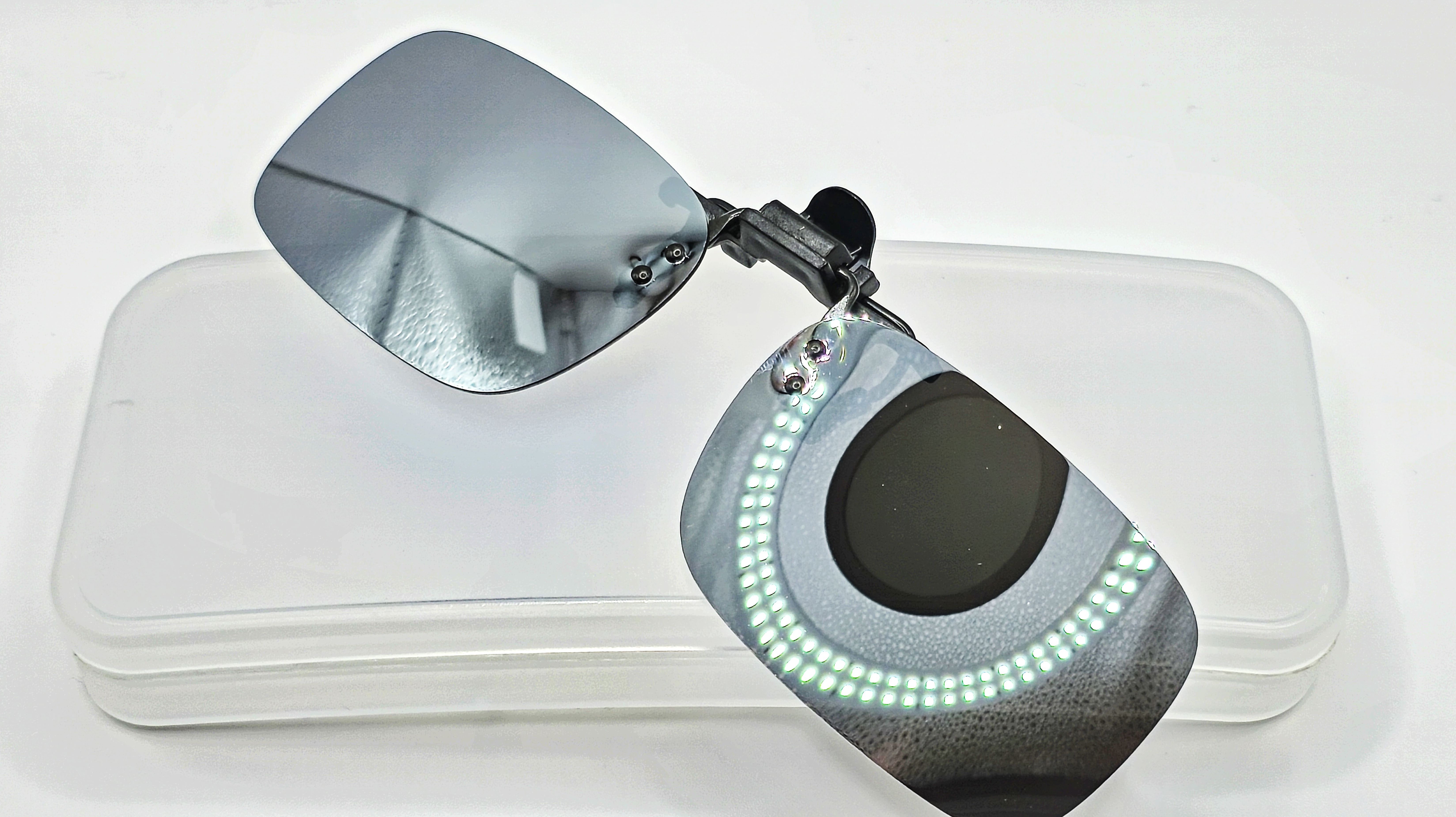 Polarizační klips Nakida T-143 na dioptrické brýle zrcadlově stříbrný, s pouzdrem