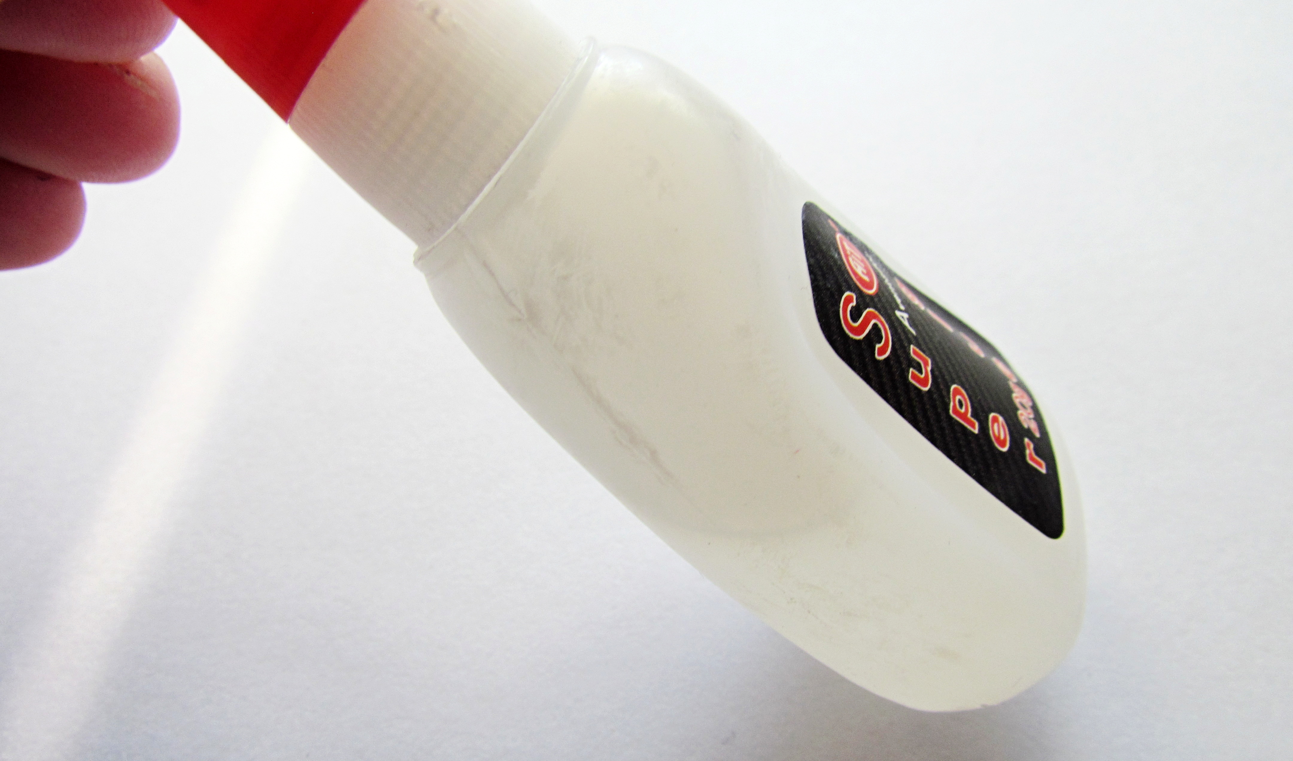 AIT Super Glue Aventador vteřinové lepidlo 20g – snížená cena, obal mírně znečištěn