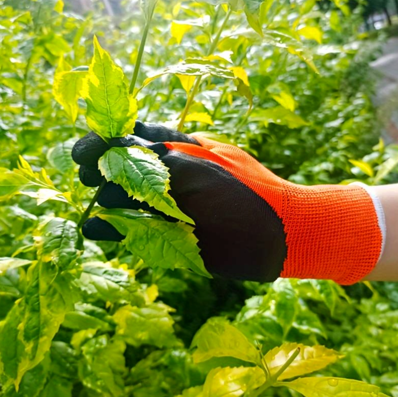 Pracovní rukavice Nakida R2001 | červeno-černé | vel. 7 (S) | latexové