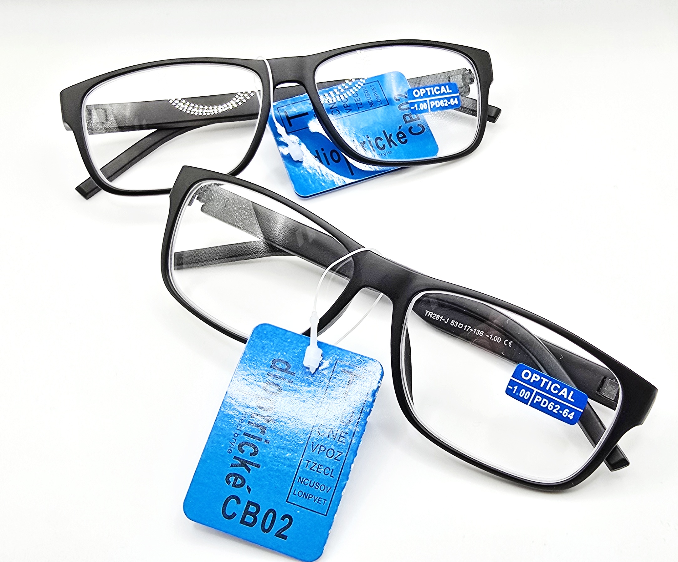 Dioptrické brýle SURGLASS DE LUXE na dálku MÍNUSOVÉ, dioptrie -3,5 černé plastové rámečky